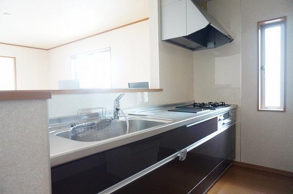 Same specifications photo (kitchen). Example of construction