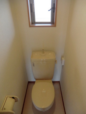 Toilet. You can also ventilation There is a small window