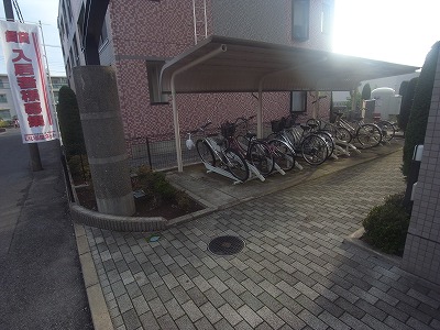 Other common areas. Parking Space Available roofed ・ Bike consultation.