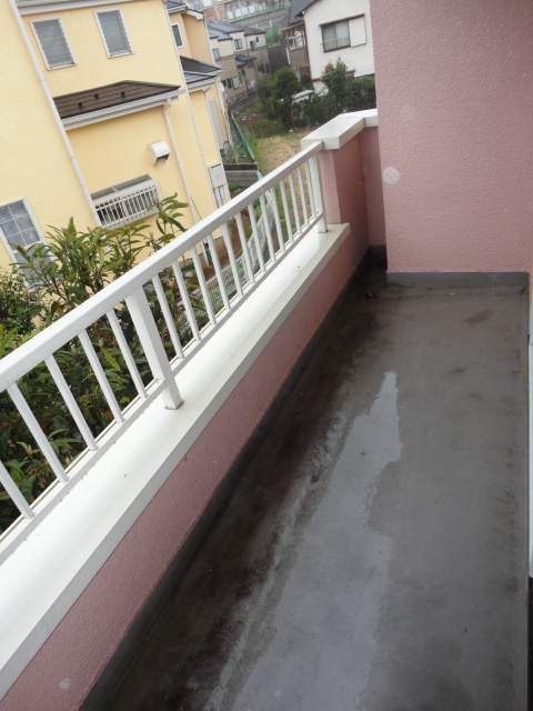 Balcony.  ◆ Peace of mind even on a rainy day because there is a south-facing balcony bathroom dryer ◆