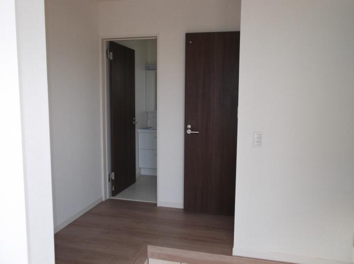 Other introspection. Room (May 2013) Shooting