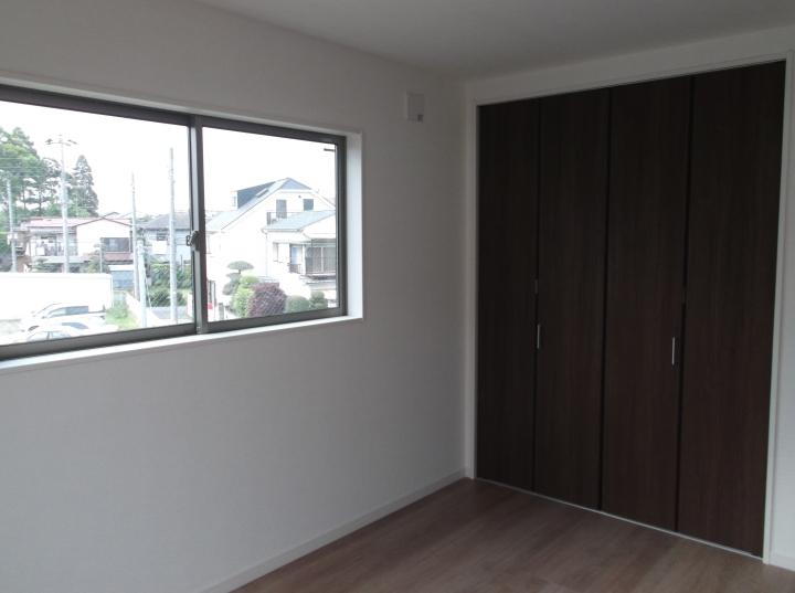 Other introspection. Room (May 2013) Shooting