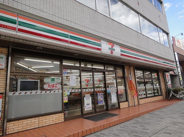 Convenience store. Seven-Eleven Kashiwa Akebono 4-chome up (convenience store) 111m