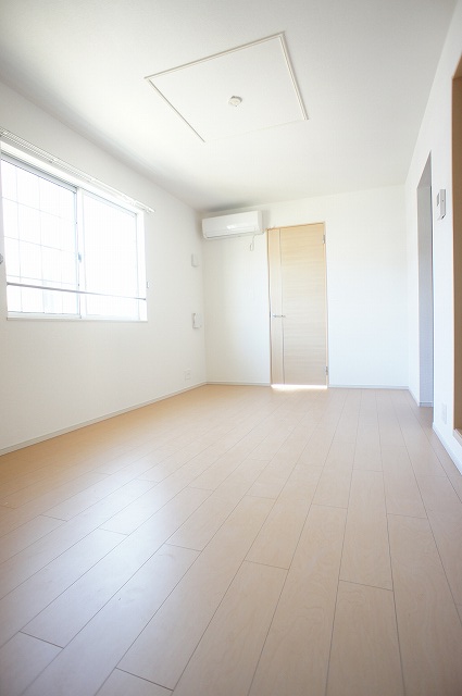 Living and room