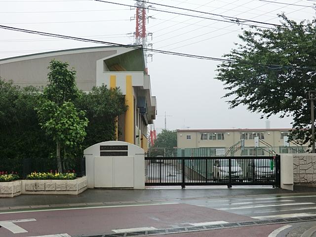 Junior high school. Kashiwashiritsu Toyoshiki until junior high school 982m