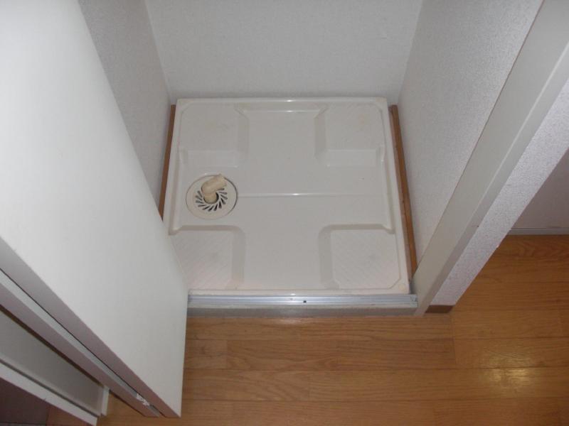 Other Equipment. Washing machine in the room is fully equipped.