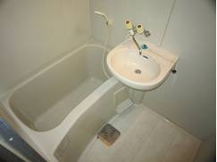 Bath. bus ・ Restroom