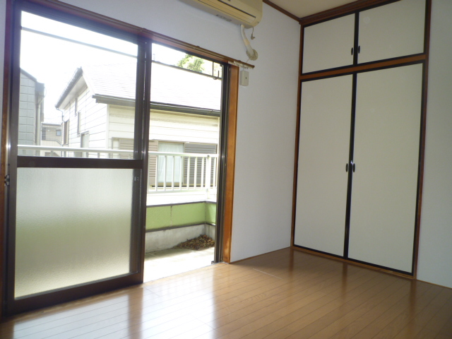 Living and room