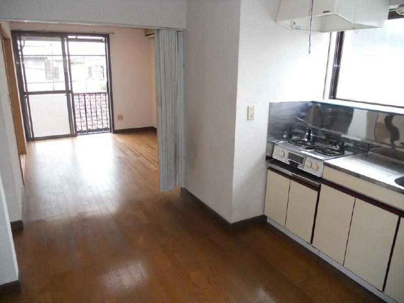 Living and room