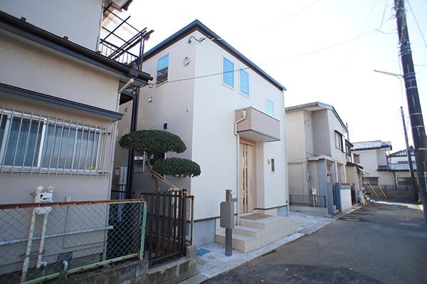 Local appearance photo