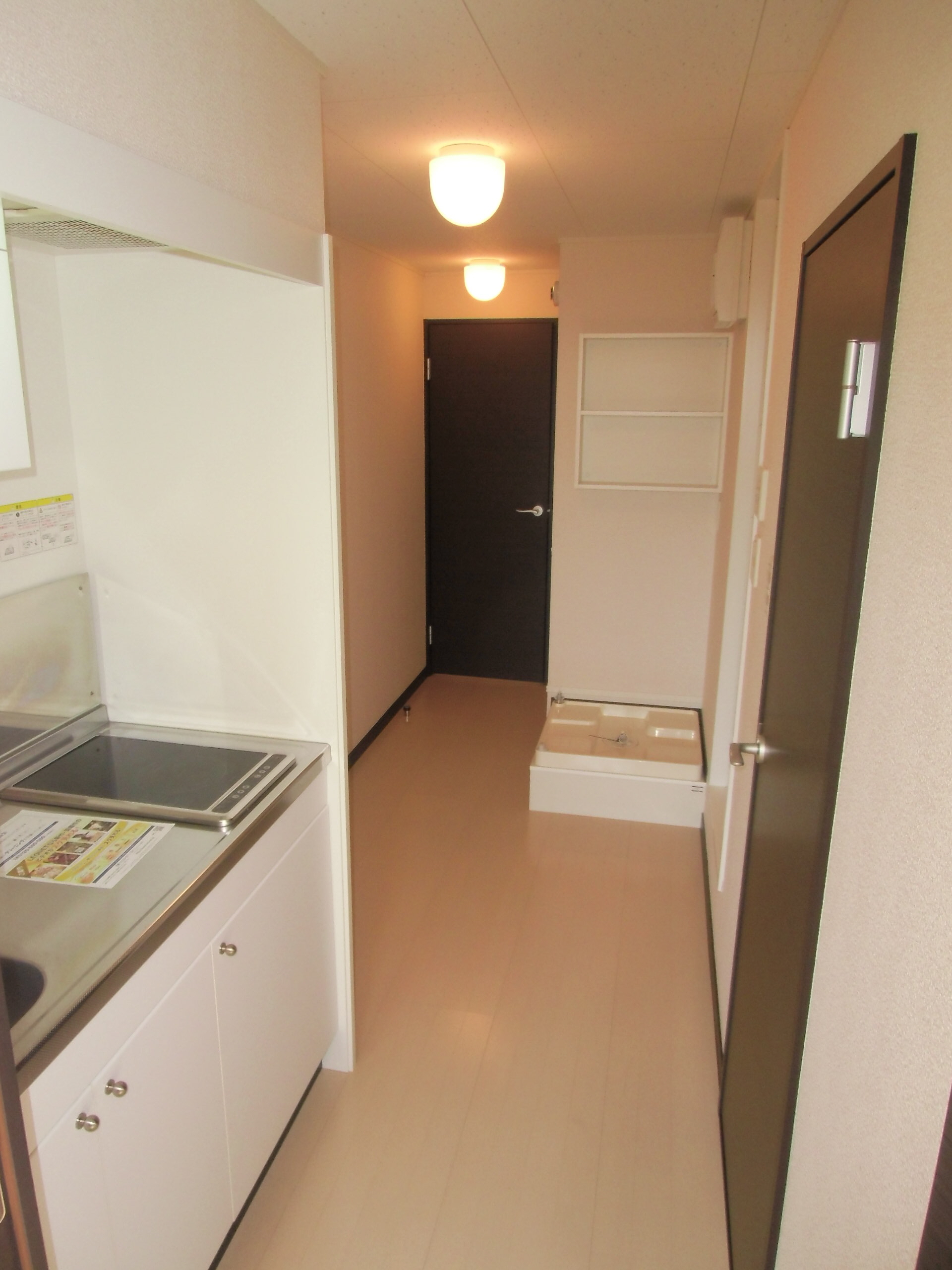Kitchen. kitchen ・ Corridor