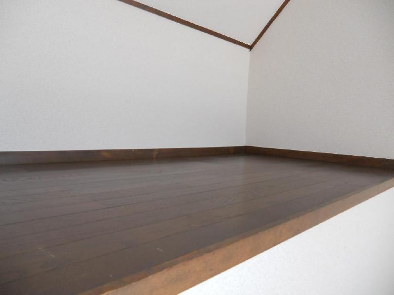 Other room space