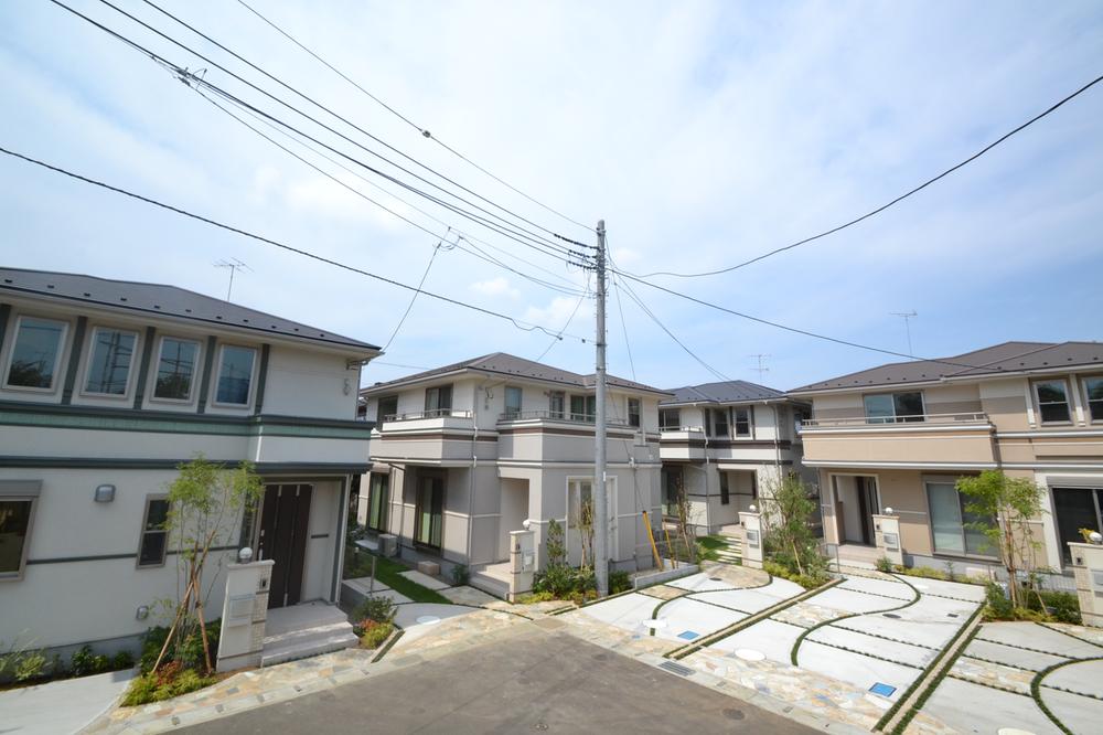 Local appearance photo. 4 ~ 7 Building Was building completed! Please have a look of the city of calm atmosphere.