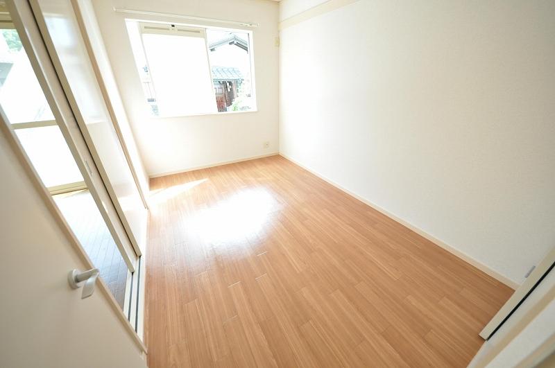 Other room space