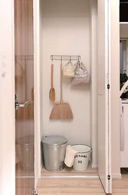 Receipt. (2) Living storage