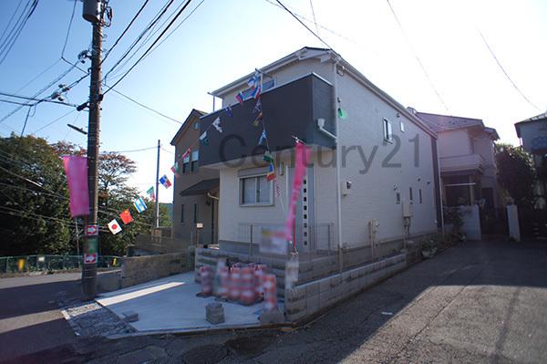 Local appearance photo. Zenshitsuminami facing bright dwelling