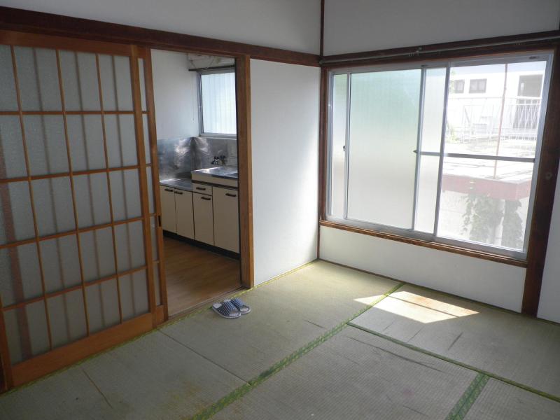 Other room space. It has become a bright and easy-to-use floor plan