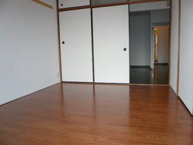 Living and room. Indoor photos use other, Room. It will be in the image.