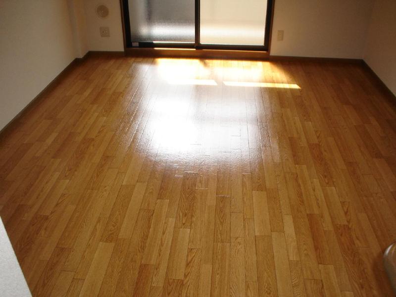 Living and room