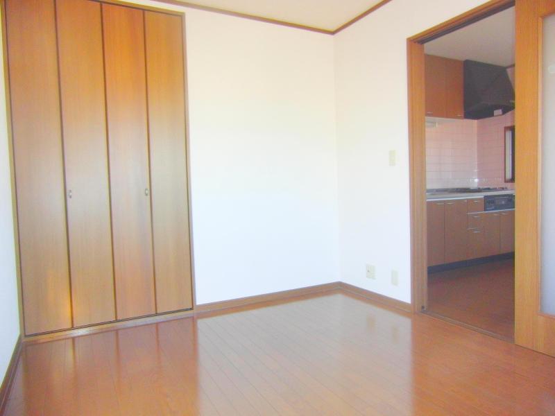 Living and room. Airy is a good floor plan