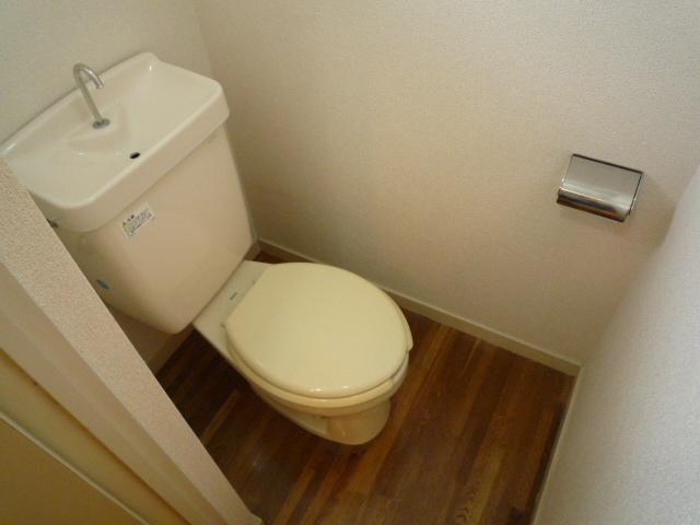 Toilet