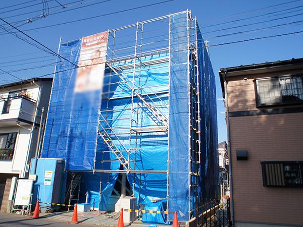 Local appearance photo. Seismic to protect the lives of family ・ Vibration Control system introduced