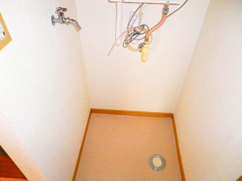 Other Equipment. There yard indoor washing machine