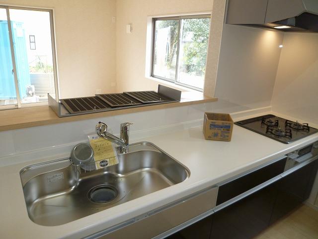 Kitchen. 1 Building room (December 27, 2013) Shooting