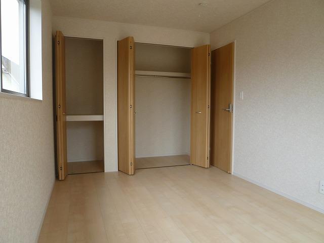 Receipt. 1 Building room (December 27, 2013) Shooting