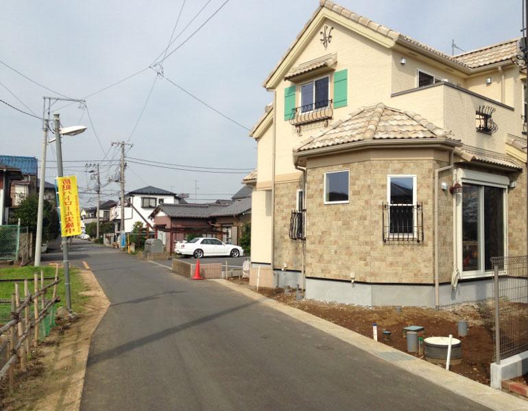 Front road is 5.0m (2013 November shooting)