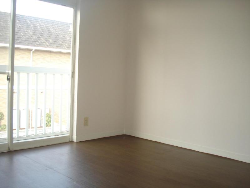 Living and room. It is very bright room.