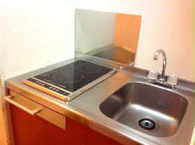 Kitchen. Two-burner stove