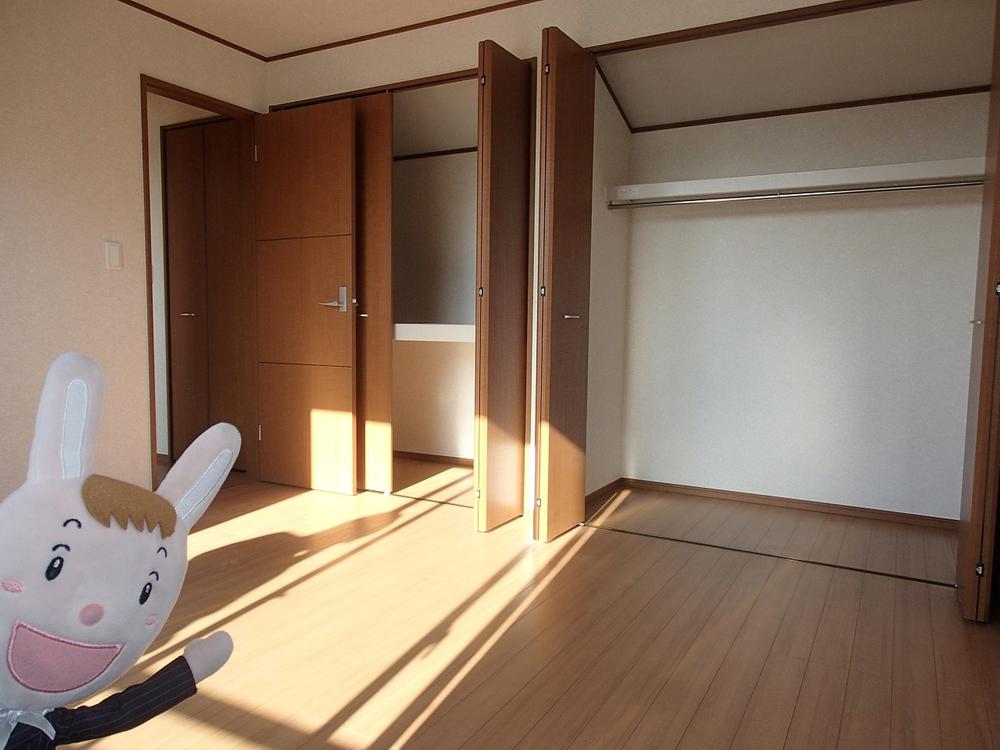 Non-living room. Interior (December 2, 2013) Shooting