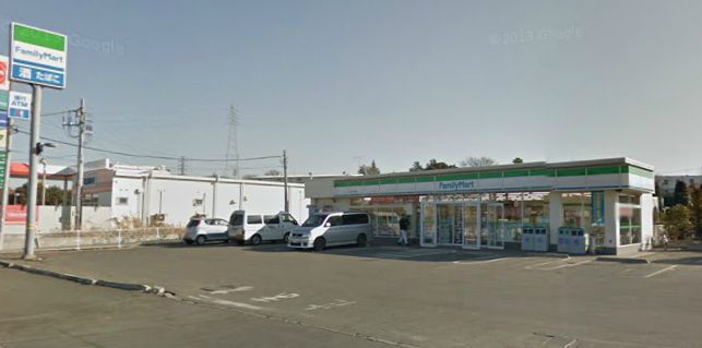 Convenience store. FamilyMart Nagareyama Maegasaki store up (convenience store) 550m