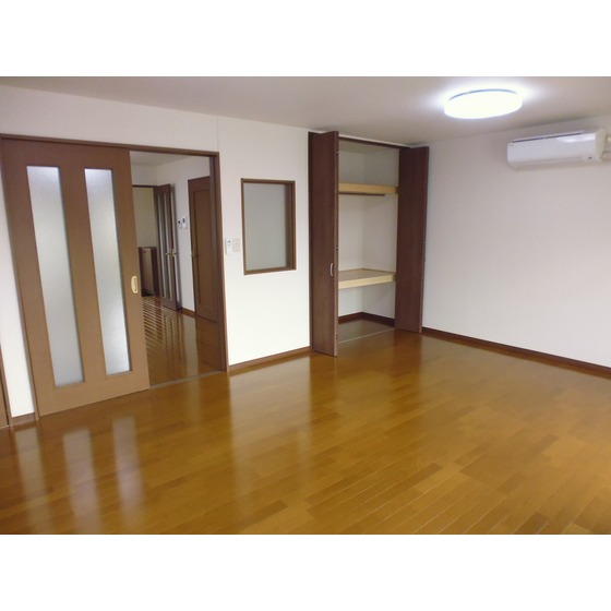 Living and room