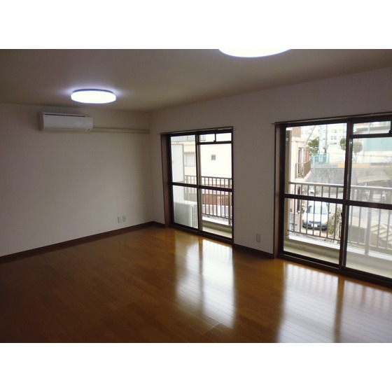 Living and room