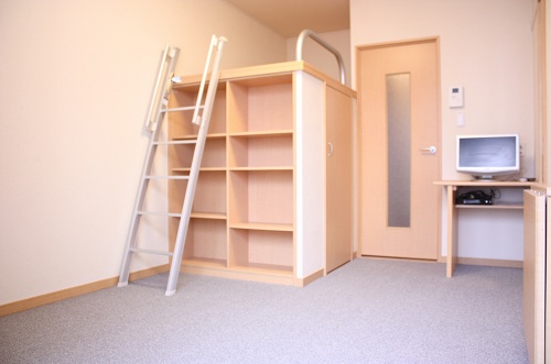 Living and room