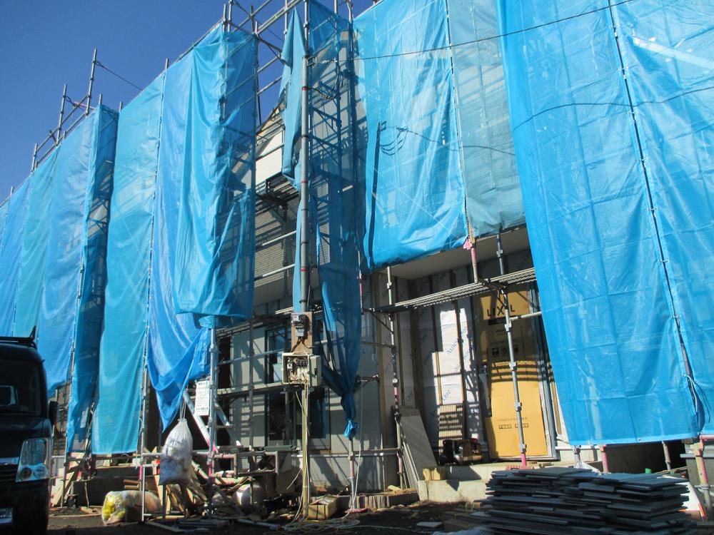 Local appearance photo. Parking spaces 2 units can be. Please check the outside structure and spacious.