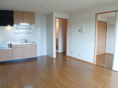 Living and room. Room 2