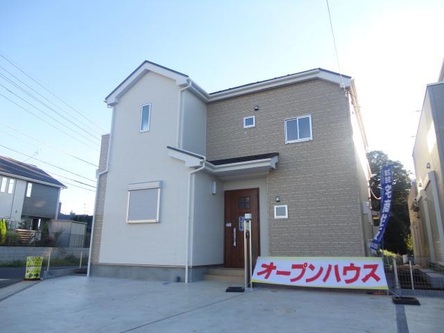 Local appearance photo. Every Saturday and Sunday ・ Public holidays will be held an open house at the local. Check on the map, Please come directly to the local.