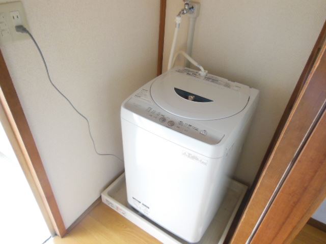 Other Equipment. Fully automatic washing machine