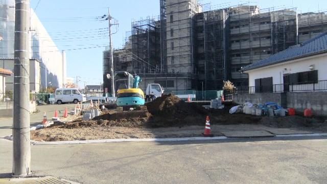 Local appearance photo. Local (12 May 2013) Shooting