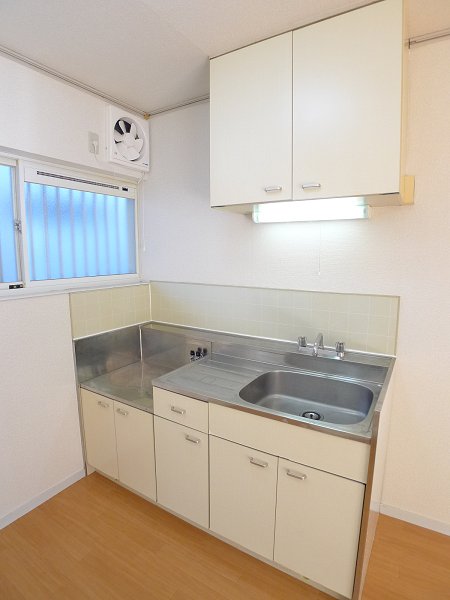 Kitchen. Gas stove installation Allowed