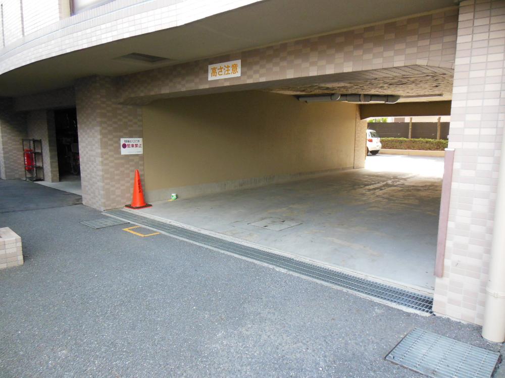 Other common areas. On-site parking entrance