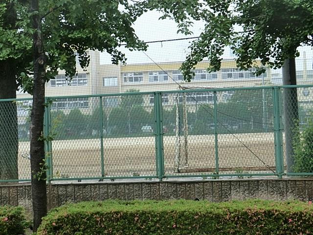 Junior high school. Kashiwashiritsu Tomizei junior high school