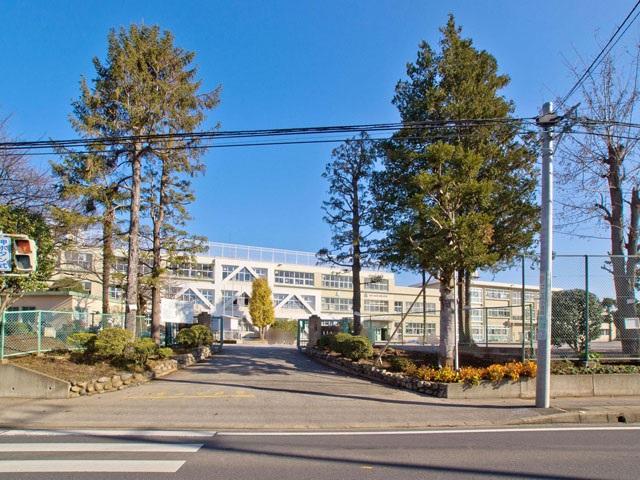 Primary school. Kashiwashiritsu Kazehaya to Northern Elementary School 1631m