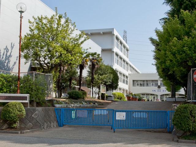 Junior high school. Kashiwashiritsu 2110m to Otsu months hill junior high school