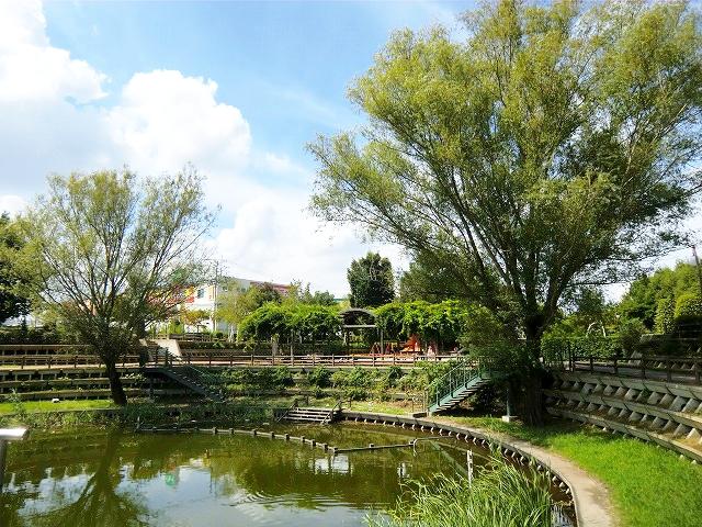 park. Matsugasaki to Central Park 835m