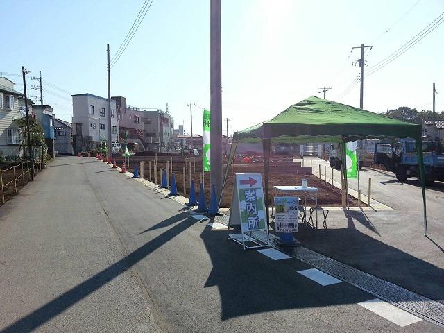 Local photos, including front road. Local (11 May 2013) Shooting