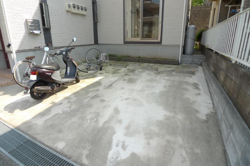 Parking lot